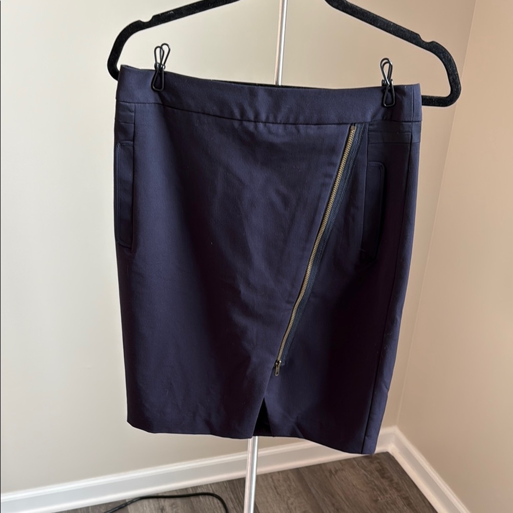Worthington Navy and Pink Skirt